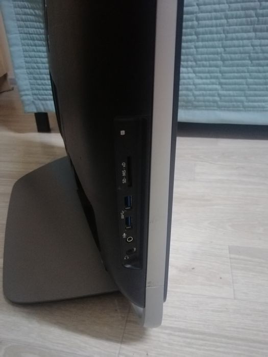 Моноблок HP TouchSmart 520 PC