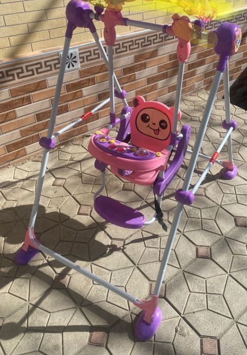 Kacheli sotiladi  oldidagi doskasi bn zontikini yoq