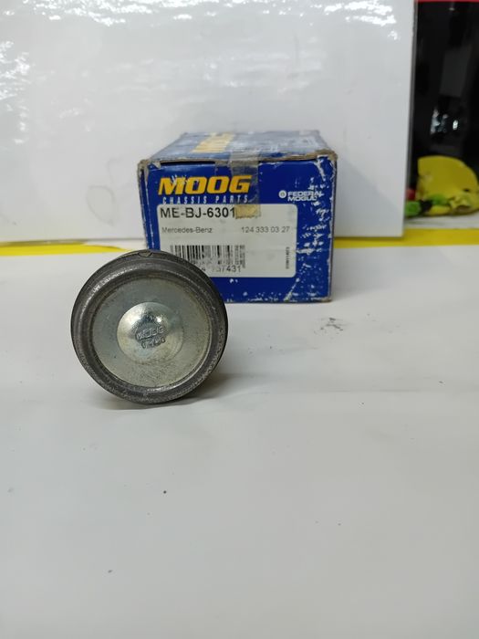 Шарнирно за Мерцедес w124