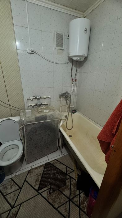 Продам 1 ком кв торг