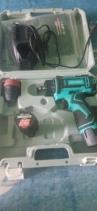 Autofiletantă grand