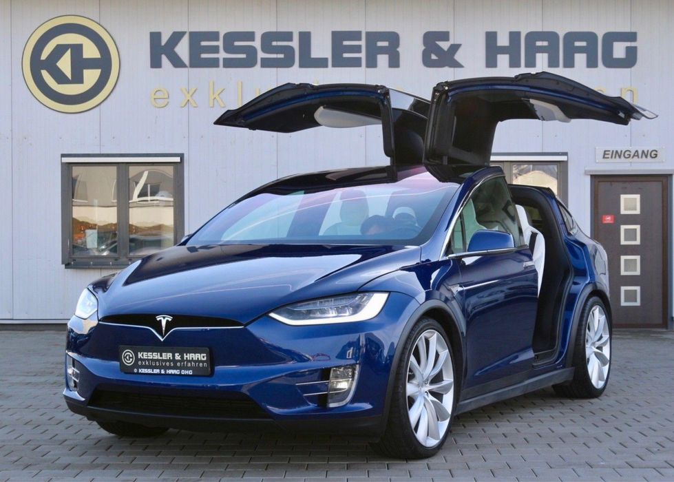 Tesla Model X 90D