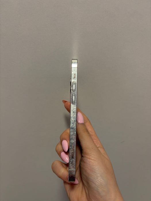 Телефон Iphone 12 pro