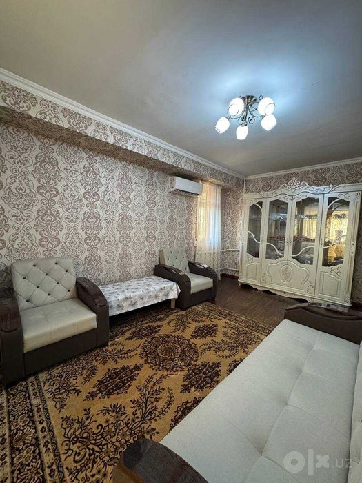 3-х комнатная на Метро Космонавтов ID: 7994
