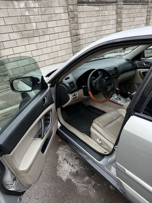 Продам Subaru legacy outback
