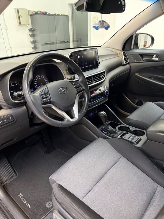 Hyundai Tucson 2020 | 1.6D-136CP | Navi | Faruri Led | Camera | 185.000Km
