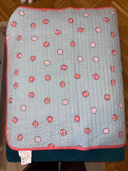 Ikea Bussig тънка бебешка капитонирана завивка