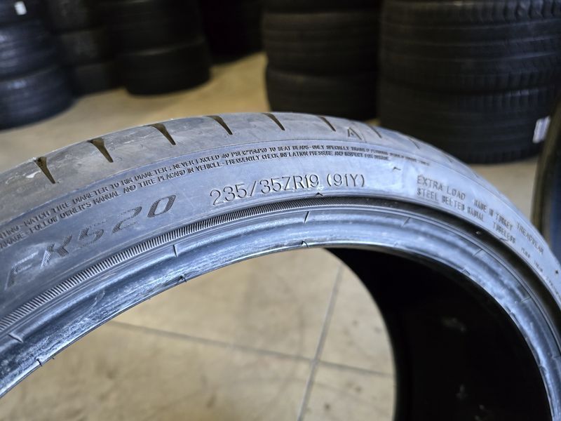 235/35/19 Falken 2бр