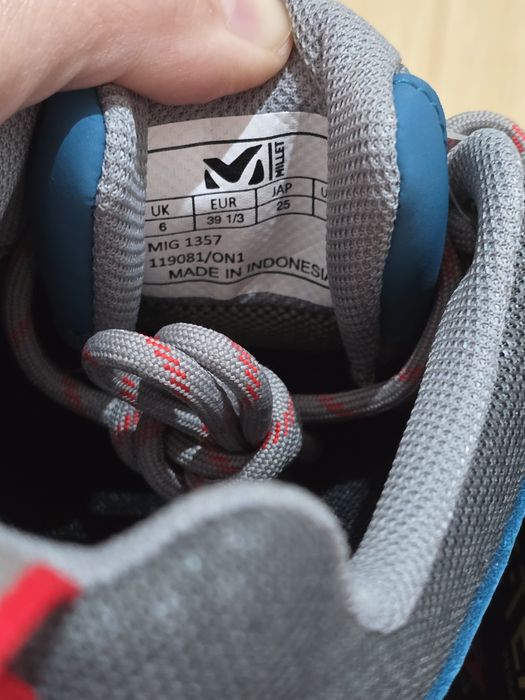 Bocanci munte, trekking shoes Millet, GoreTex, marime 39.5