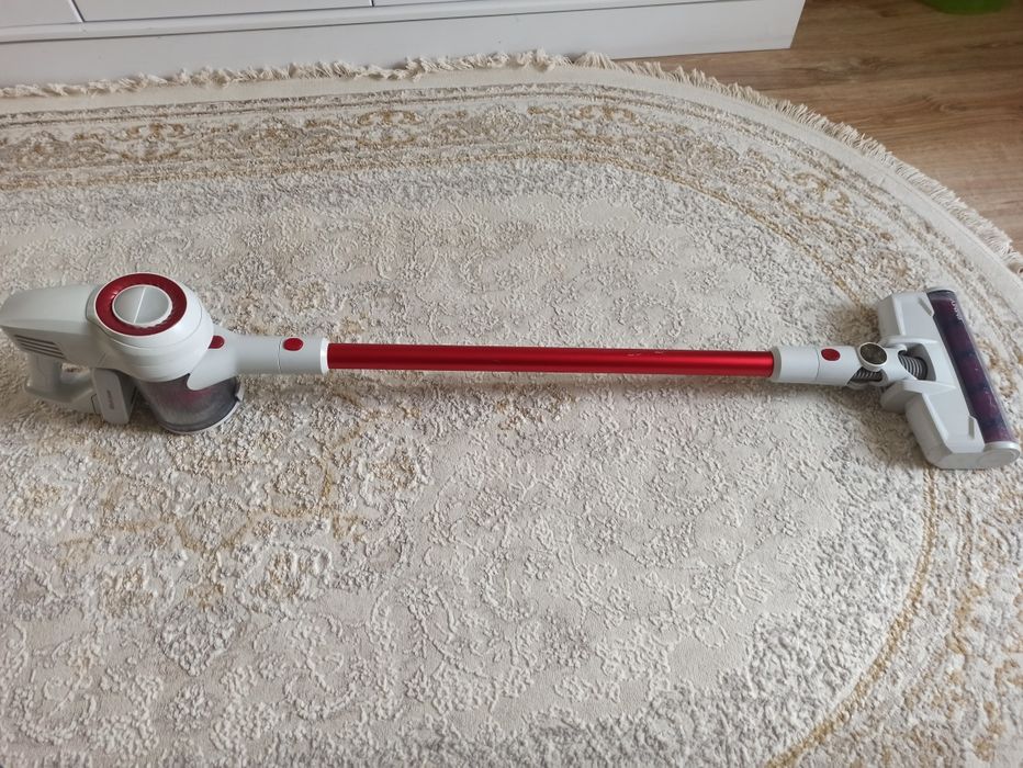 Продам пылесос Xiaomi