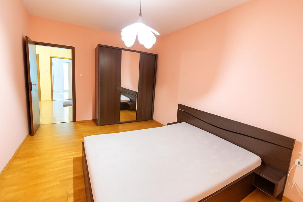 Дава се под наем Тристаен апартамент в Пловдив, Каменица 1 - 80 кв.м за 510 € - Снимка #4