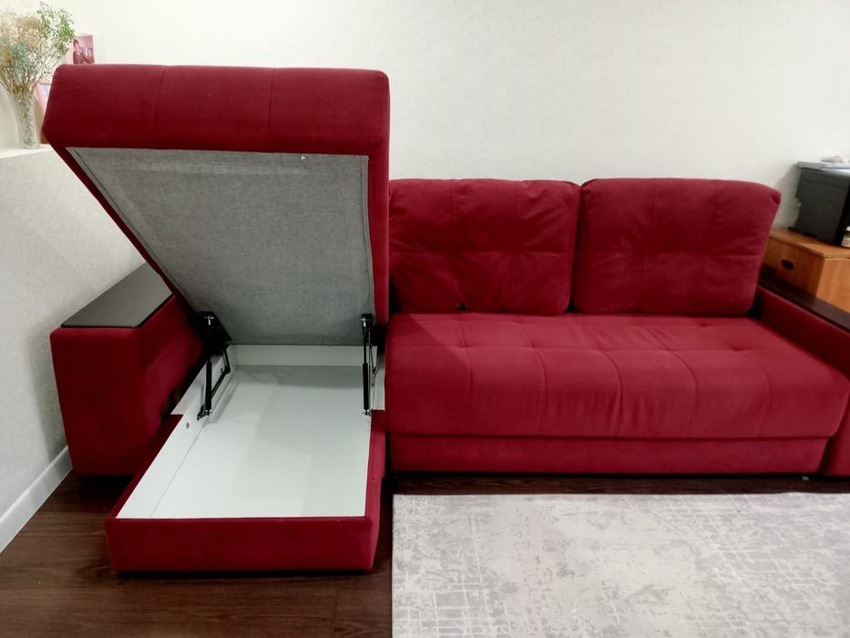 Продам диван в отличном состоянии