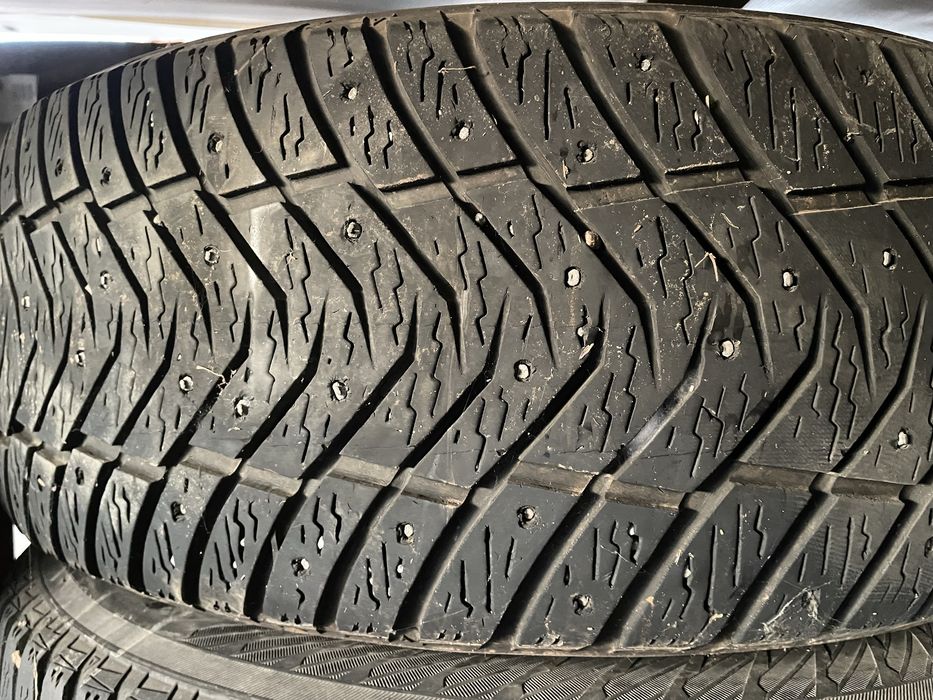 Продам шины с дисками r17