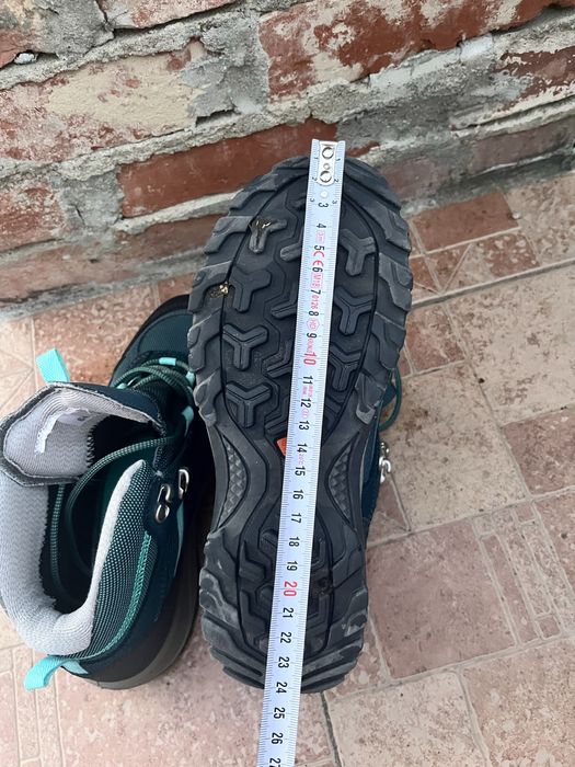 Bocanci drumetie impermeabili Quechua MH100 turquaz