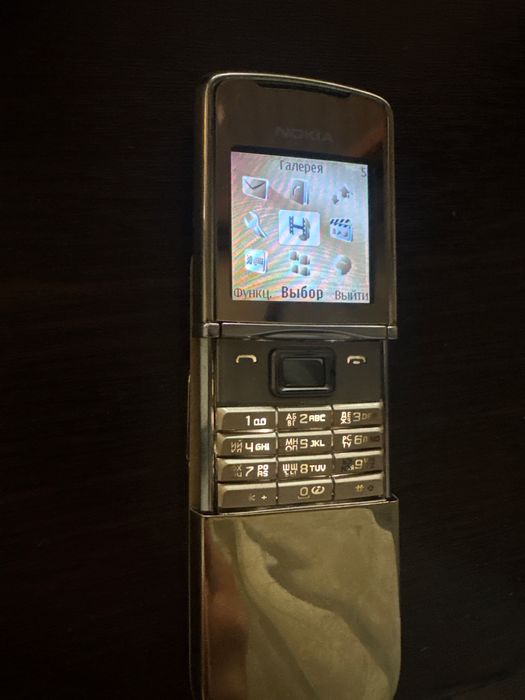 Продам Nokia 8800 sirocco gold
