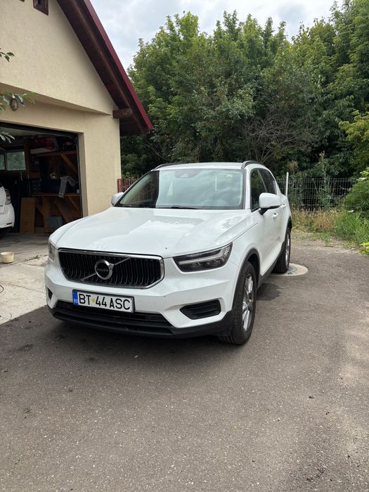 Volvo XC 40 T2  2021