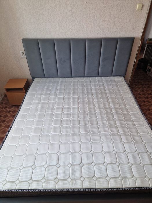 Продам двух спальную коовать Soft