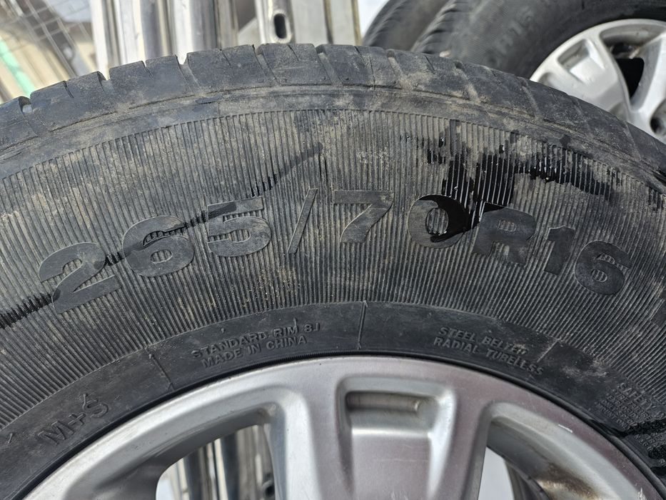 Roți, jante cu cauciucuri de iarna 265 70 r16 M+S