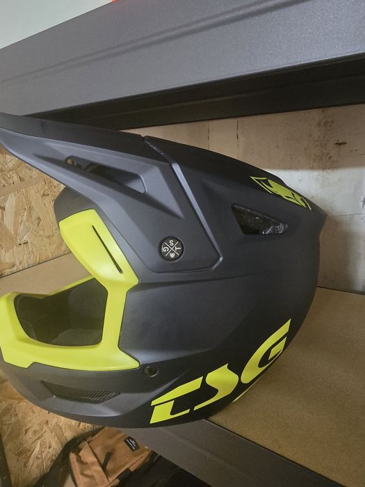 Casca TSG Sentinel Solid Color-Satin Blue Yellow