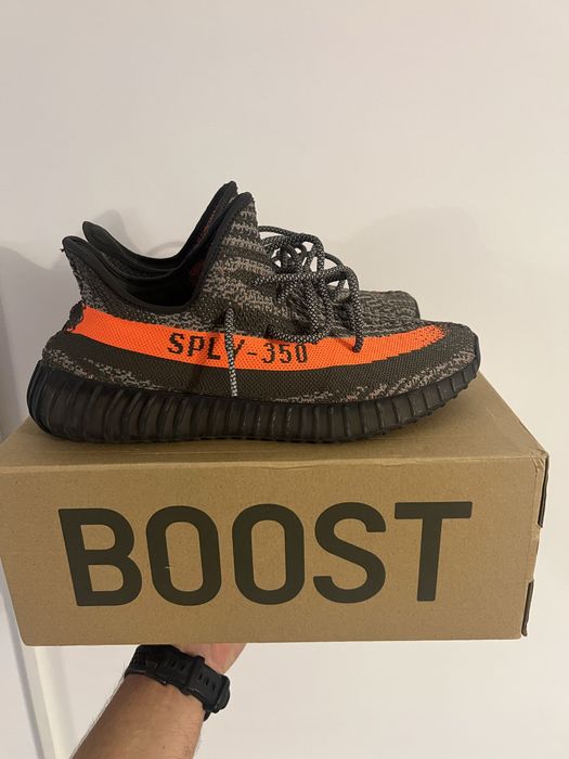 Adidas Yeezy Carbon beluga