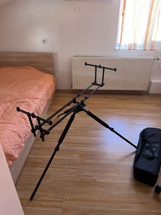 Стойка: трипод за риболов