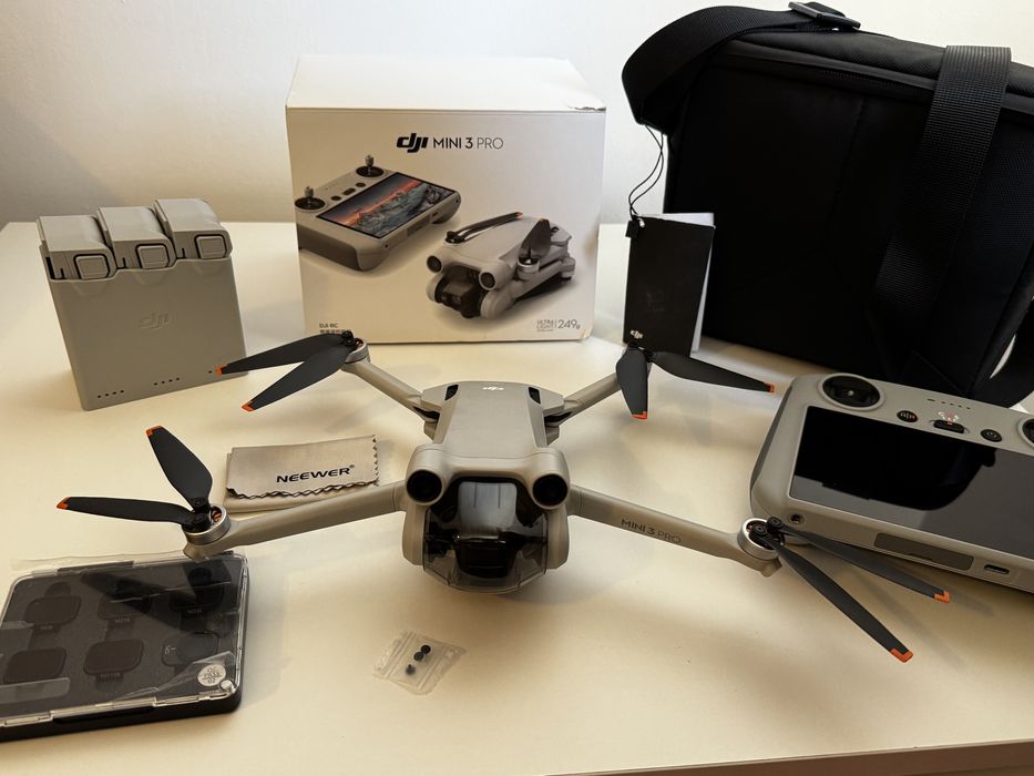 DJI Mini 3 Pro Fly More Combo + 6 filtre | Stare excelentă