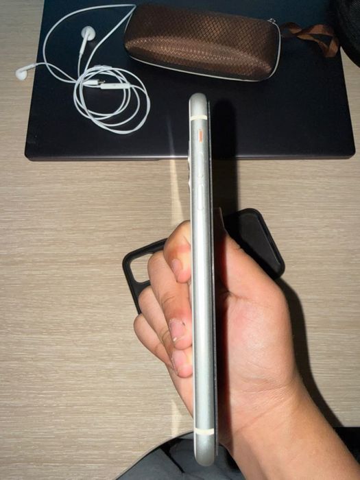 iphone 11 без гарантия нету в россрочку
