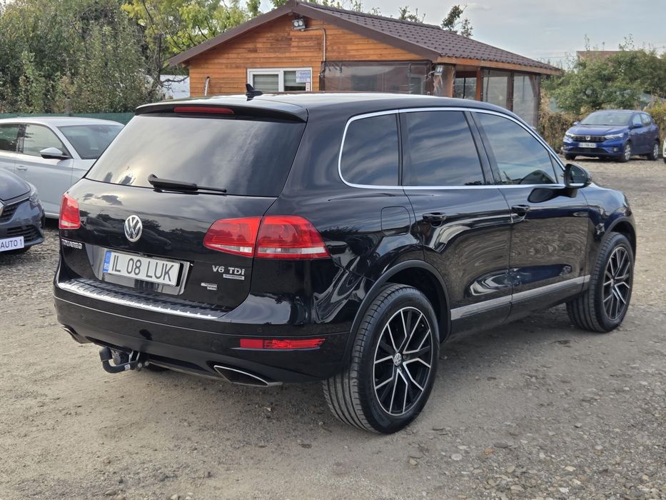 VOLKSWAGEN Touareg 2012 — imagine 4