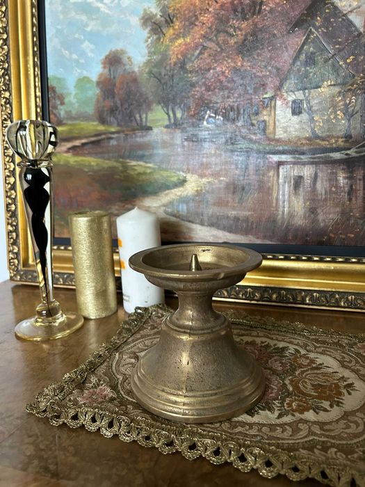 A151 Sfesnic masiv de bronz vechi 1kg 12cm h si 12d