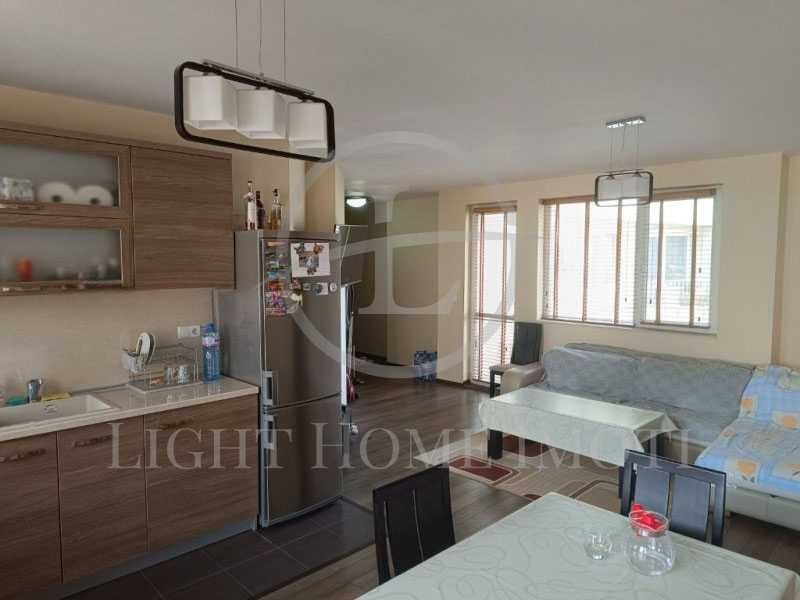 Продава се Тристаен апартамент в Пловдив, Кършияка - 101 кв.м за 2862 €/кв.м - Снимка #1