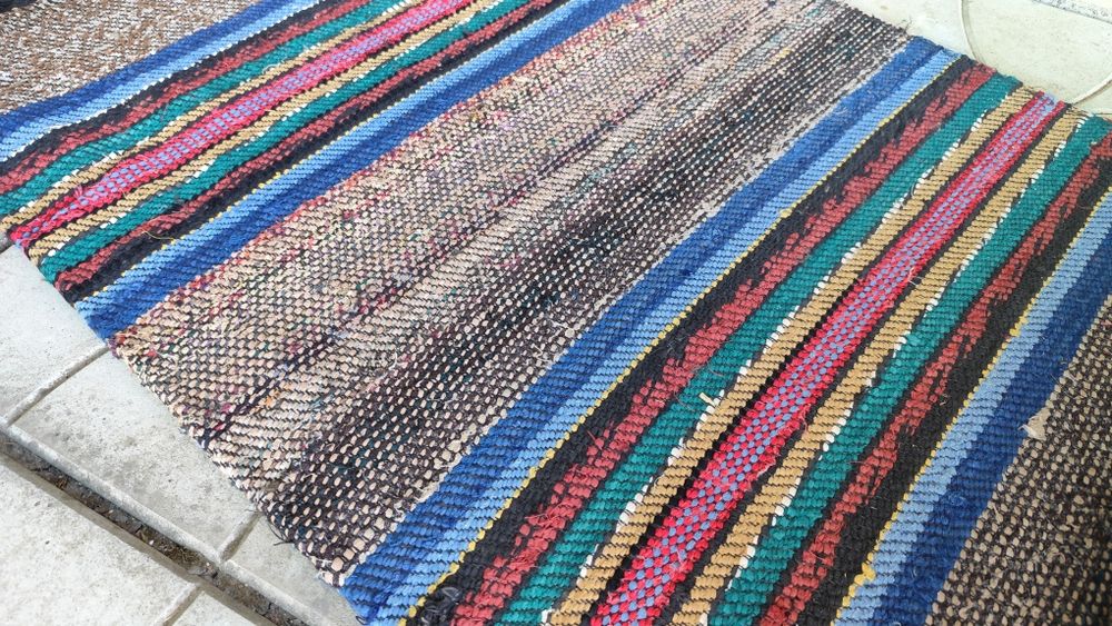 Автентични ръчно тъкани черги