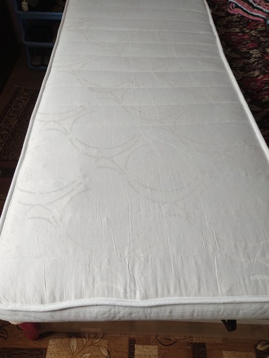 Продавам топ матрак