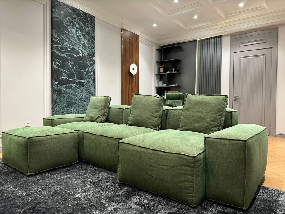 Мягкая мебель на заказ любая сложность  (кровати, диваны , уголки)