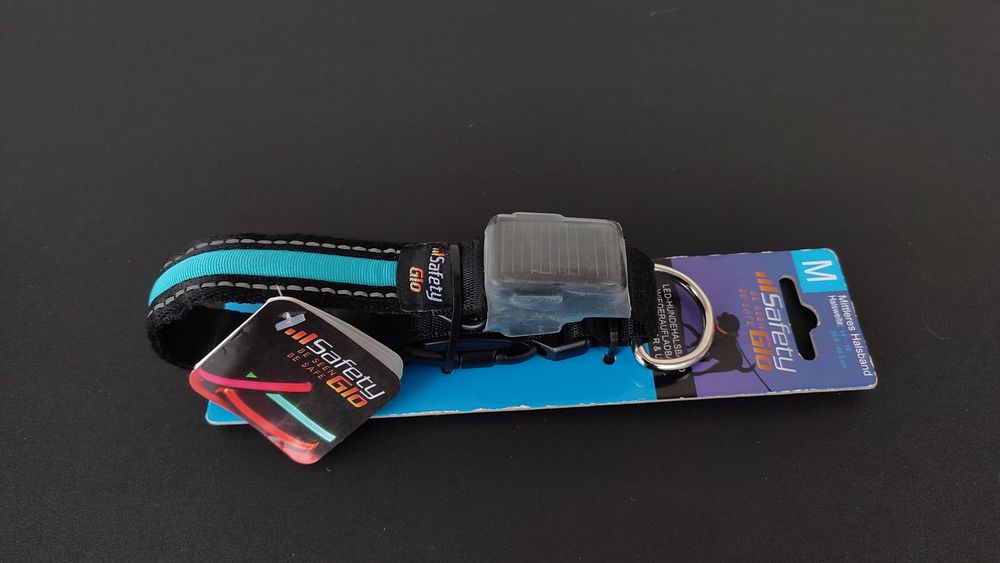 Zgarda Iluminata Cu LED Albastra Reglabila 3 Moduri Iluminare