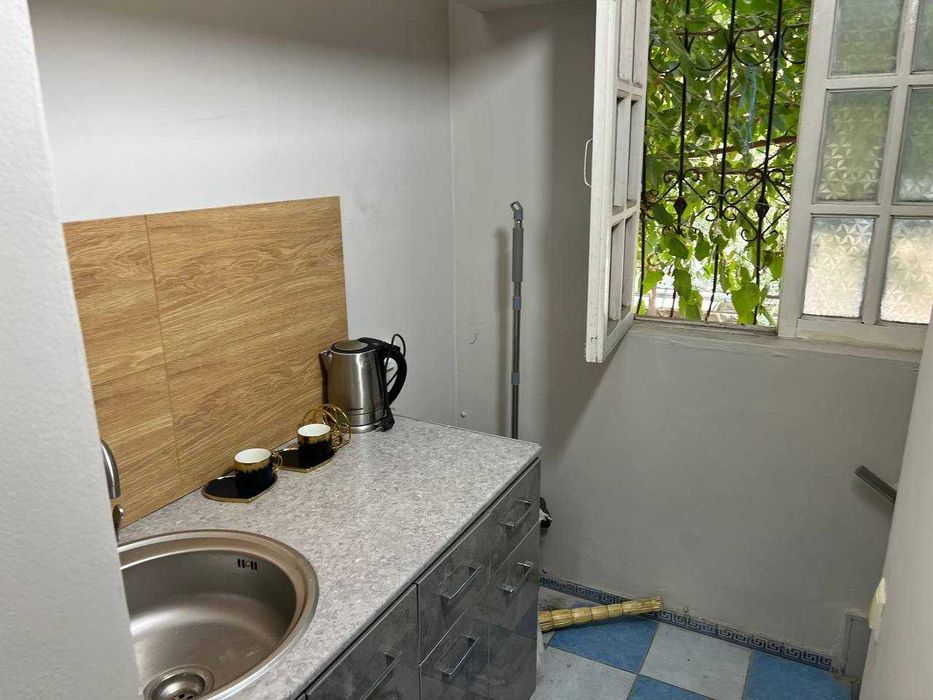Сдам в Аренду Помещение 100 м² | Алайский рынок| 1 ЛИНИЯ