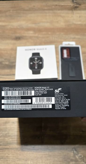 Honor Magic V2 + Watch