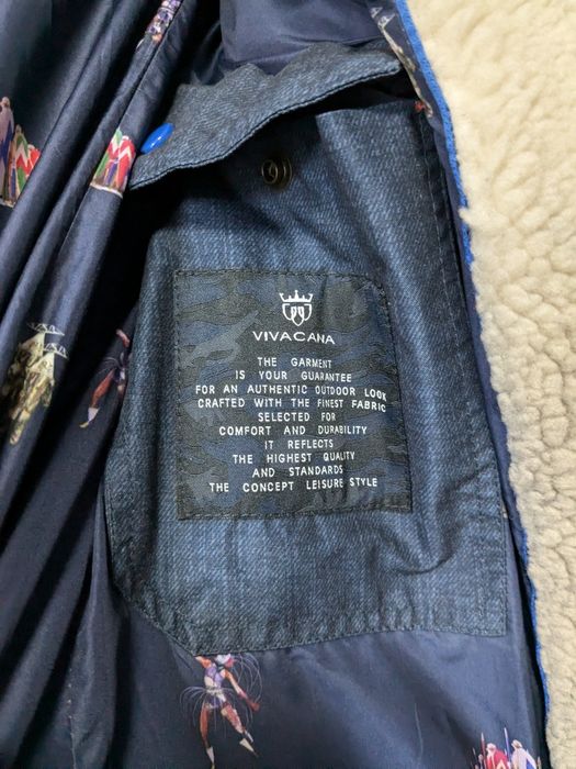 Зимня куртка на парня. Очень теплая.