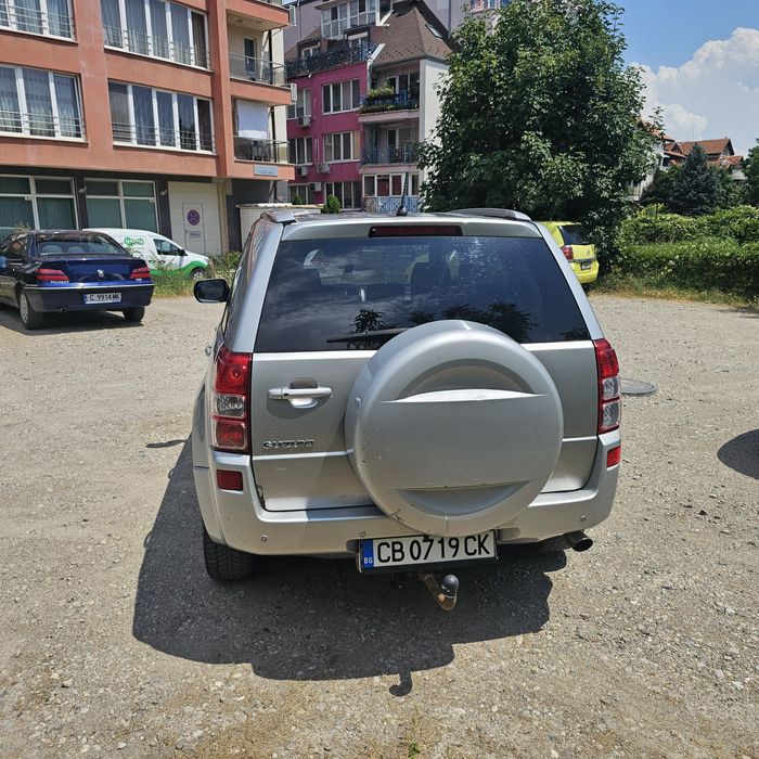 Suzuki grand vitara  2,4 бензин,газ