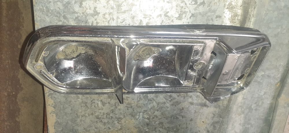 Fara. Фари 21011