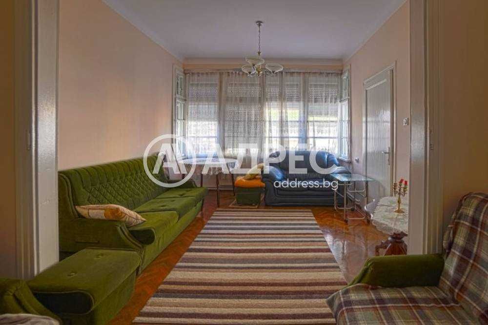 Дава се под наем Многостаен апартамент в Разград, Център - 118 кв.м за 460 € - Снимка #3