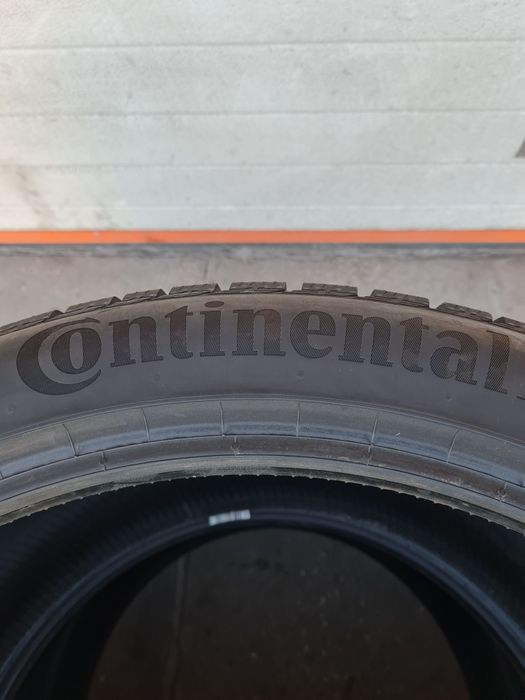 Зимни гуми 2 броя CONTINENTAL WinterContact TS860S 325 35 R22 дот 3223