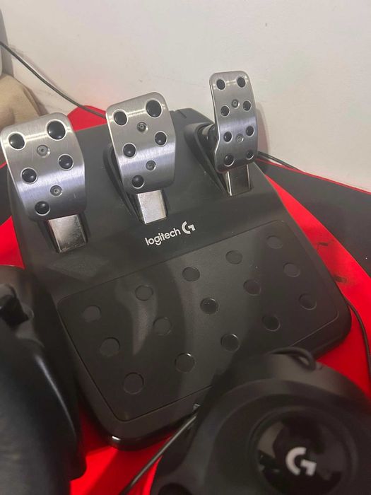 Volan Logitech g29 cu schimbator