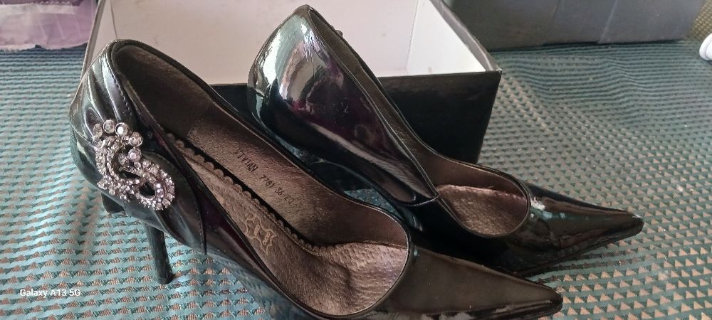 Нови официални дамски обувки N:36