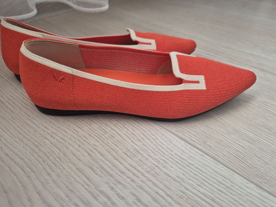 Нови дамски обувки VIVAIA, размер 36, корал