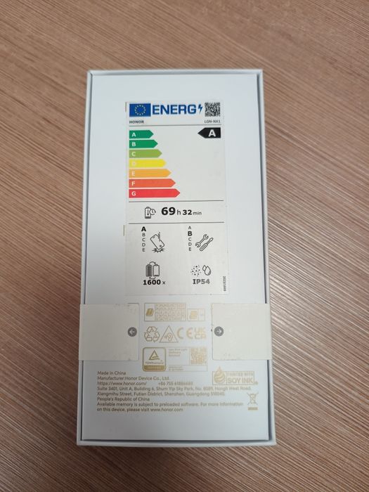 Vând Honor 400 Smart 128/4 GB