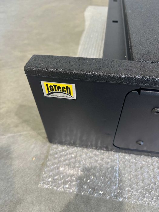 Кутия за багажник на Ineos Grenadier