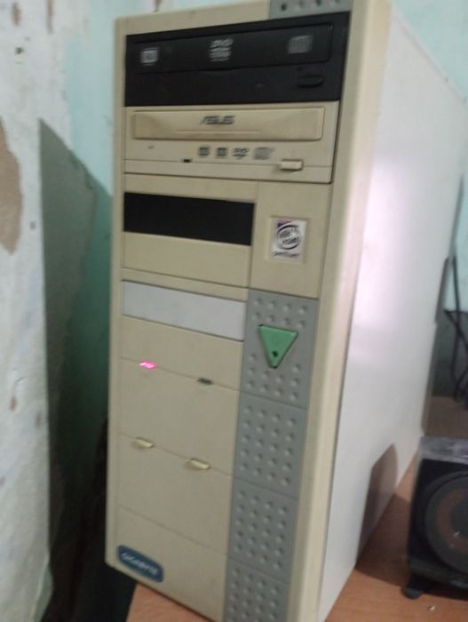 Срочно продам компьютер или обменяю на телефон