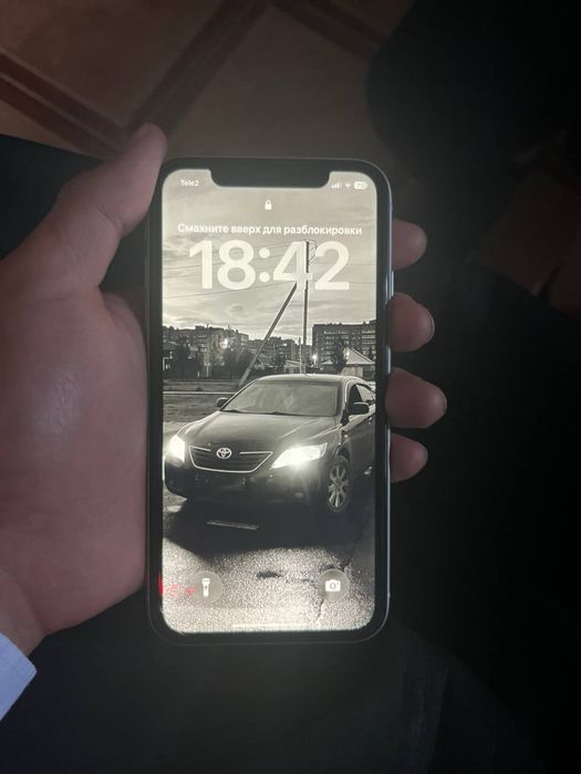 Продам iPhone 11