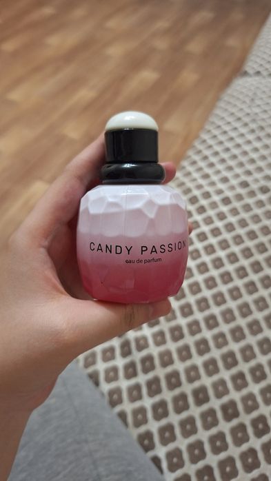Духи, сладкий запах
