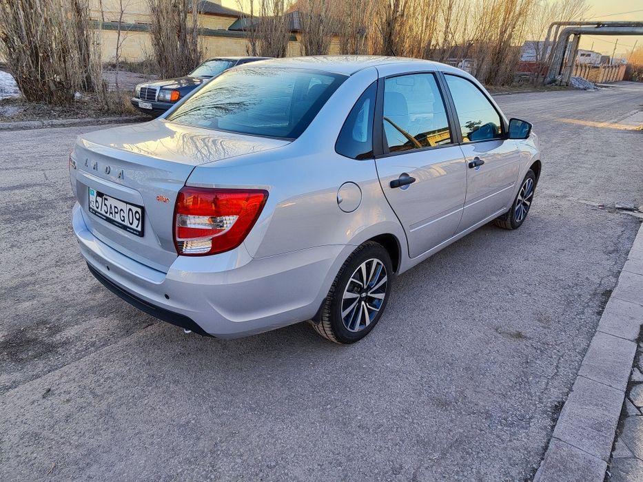 Продам Лада Гранта FL
